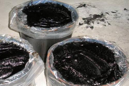 在施工中瀝青麻絲和瀝青瑪蹄脂的區別是什么？  第2張